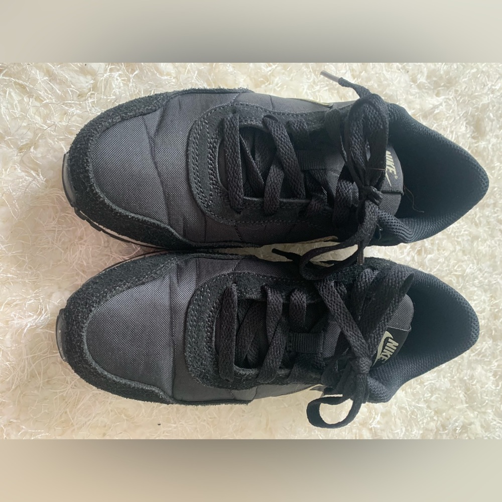 Nike Sneakers, Black/Gold, Youth Size 3.5 - Picture 2 of 5